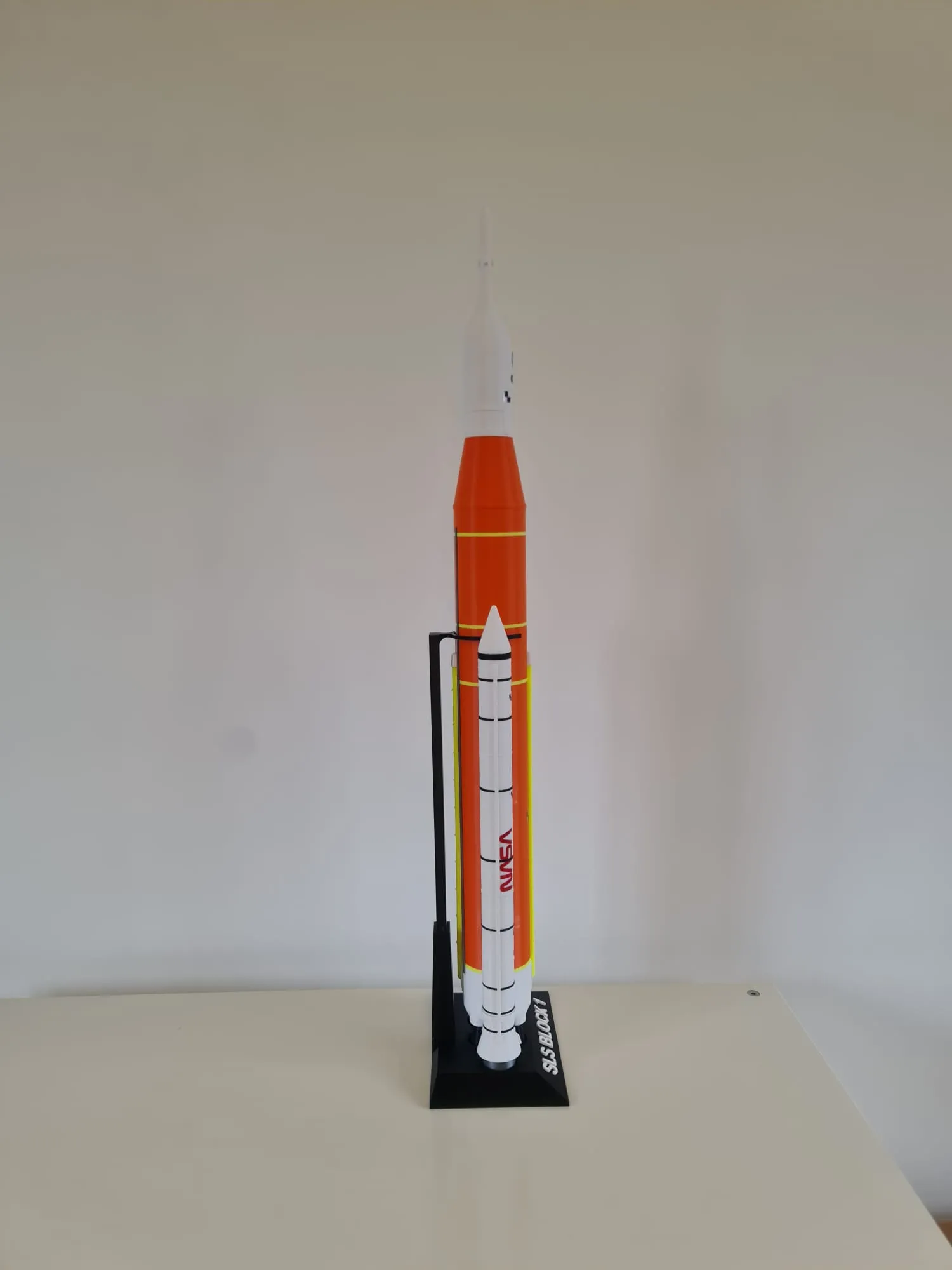 Nasa SLS Artemis 1 Rocket Model
